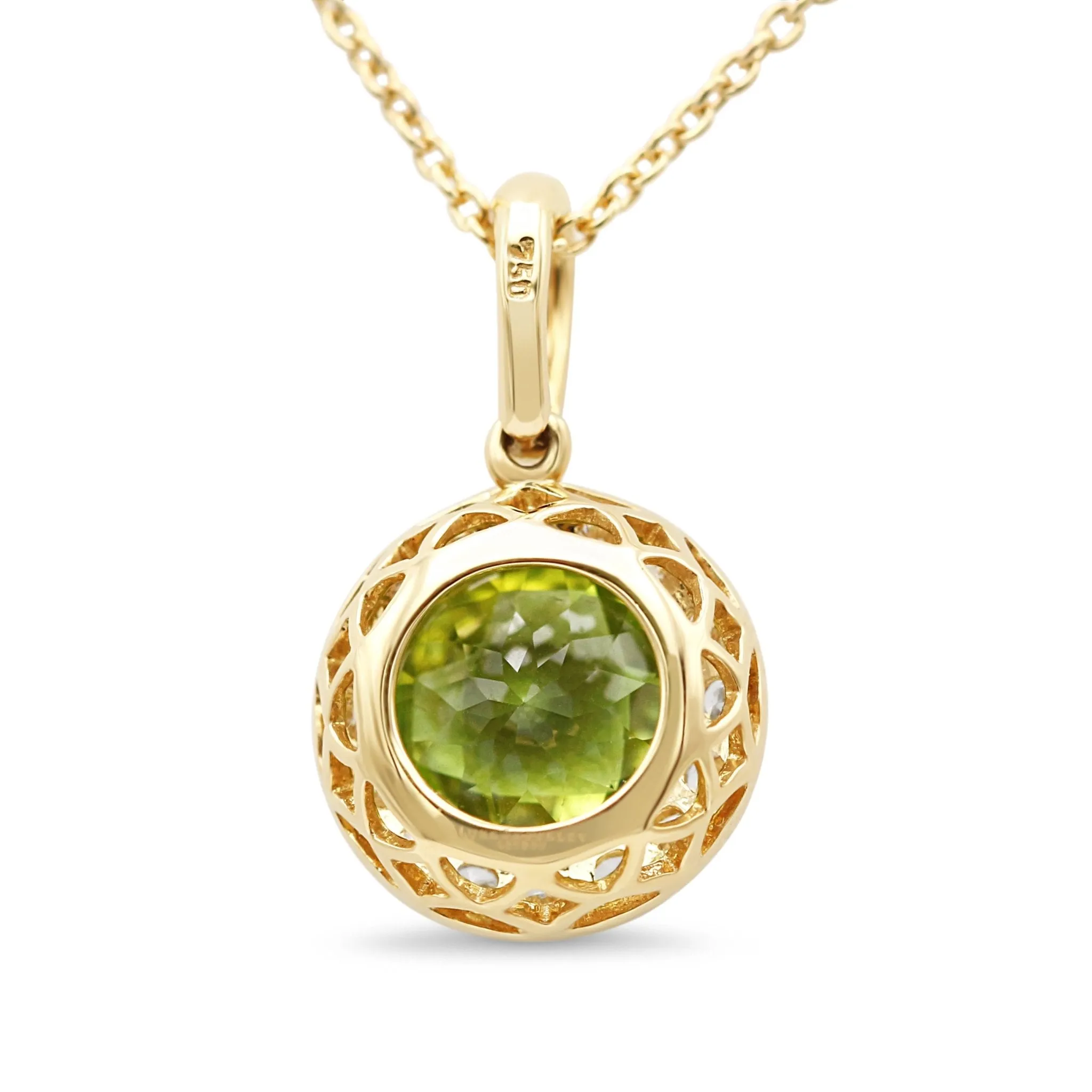 18ct Yellow Gold Diamond & Peridot Cluster Pendant Necklace 17"