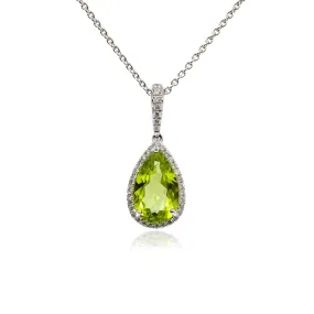 18K WHITE GOLD PEAR SHAPE PERIDOT DIAMOND PENDANT NECKLACE