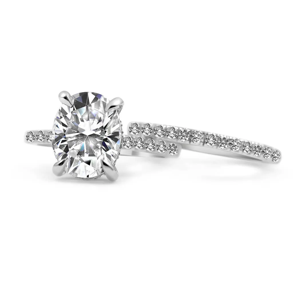 Ally | Oval Moissanite Engagement Ring Set