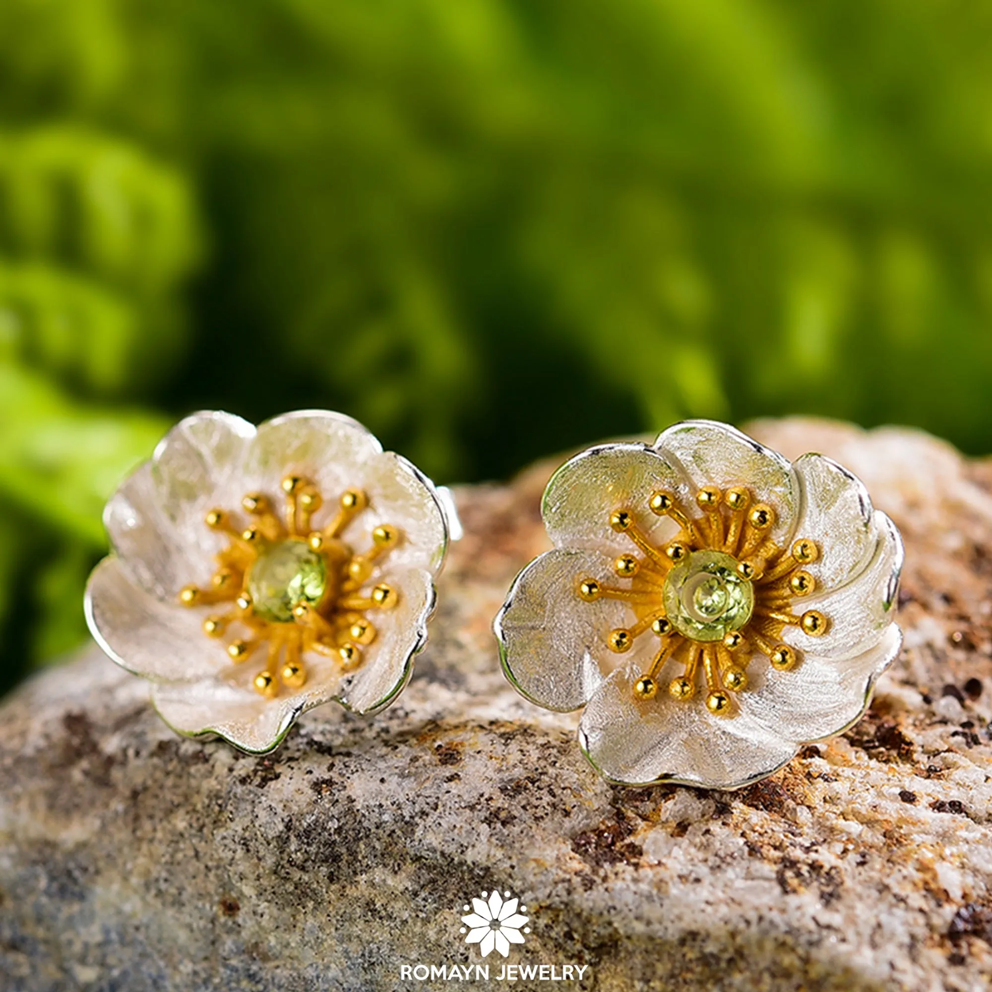 Anemone Flower Peridot Ring