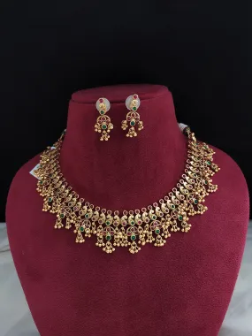 Antique Finish Necklace Set With Golden Balls in Kemp Stones