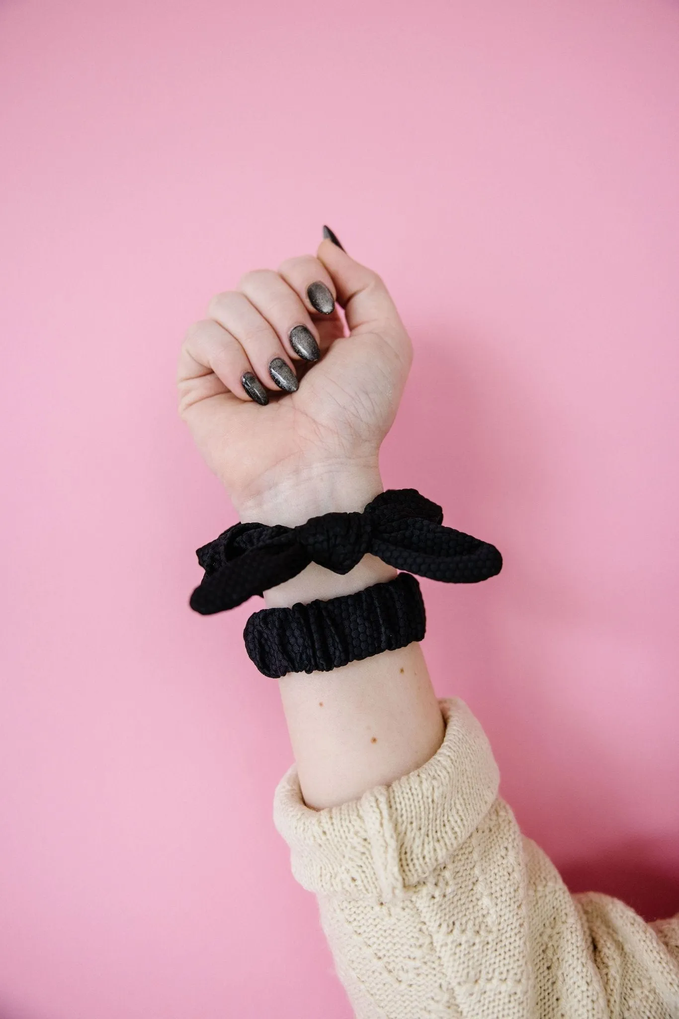 Black Hexagon Athletic Scrunchie Band Compatible with Apple Watch