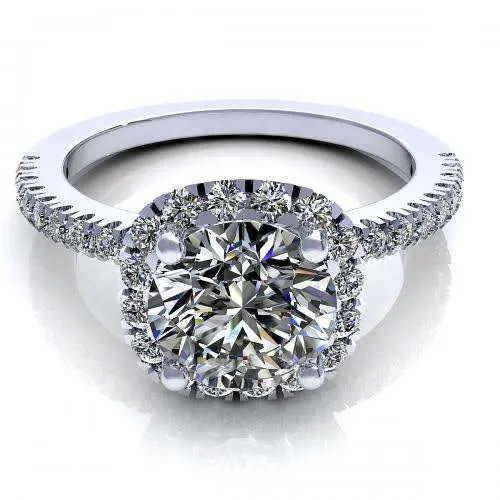 Distinctive 1.40 CT Round Cut Diamond Engagement Ring in 14 KT White Gold