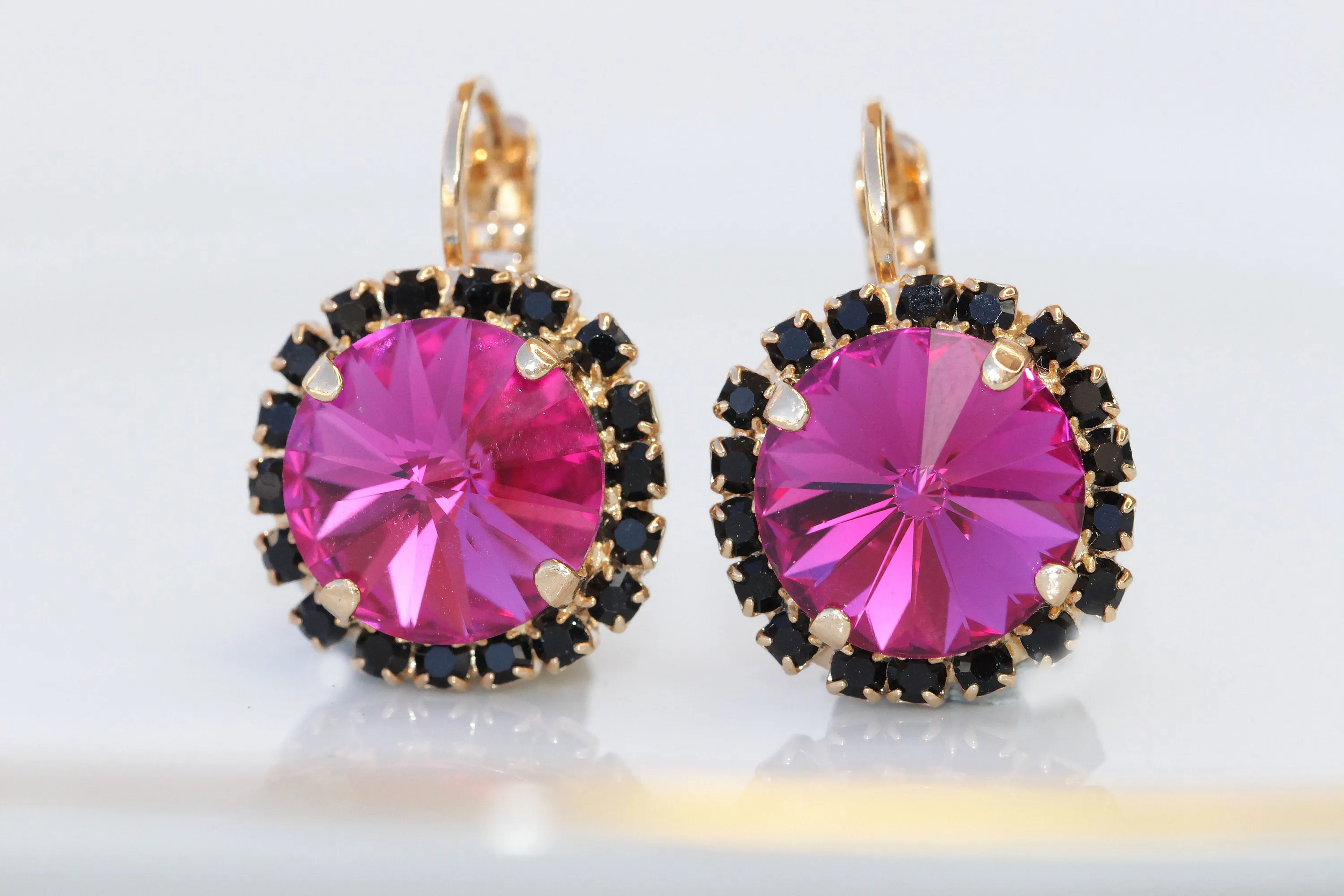 FUCHSIA BLACK EARRINGS