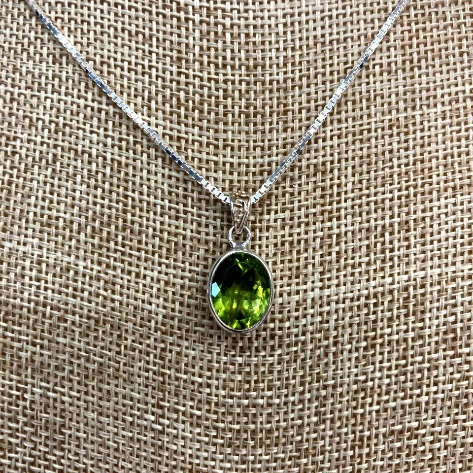 Peridot Oval Shape Pendant Sterling Silver Chain