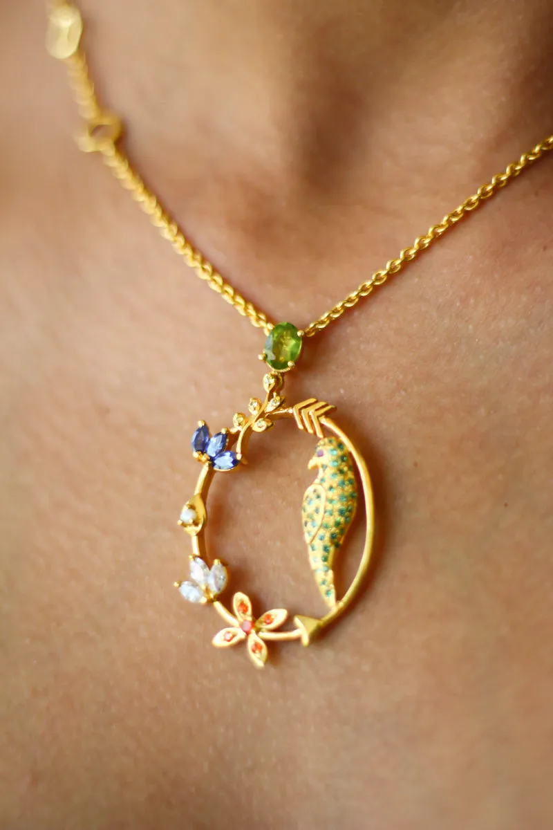 Peridot Studded In Circular Arrow With Kamadeva’s 5 Flowers Necklace (Gold-plated)