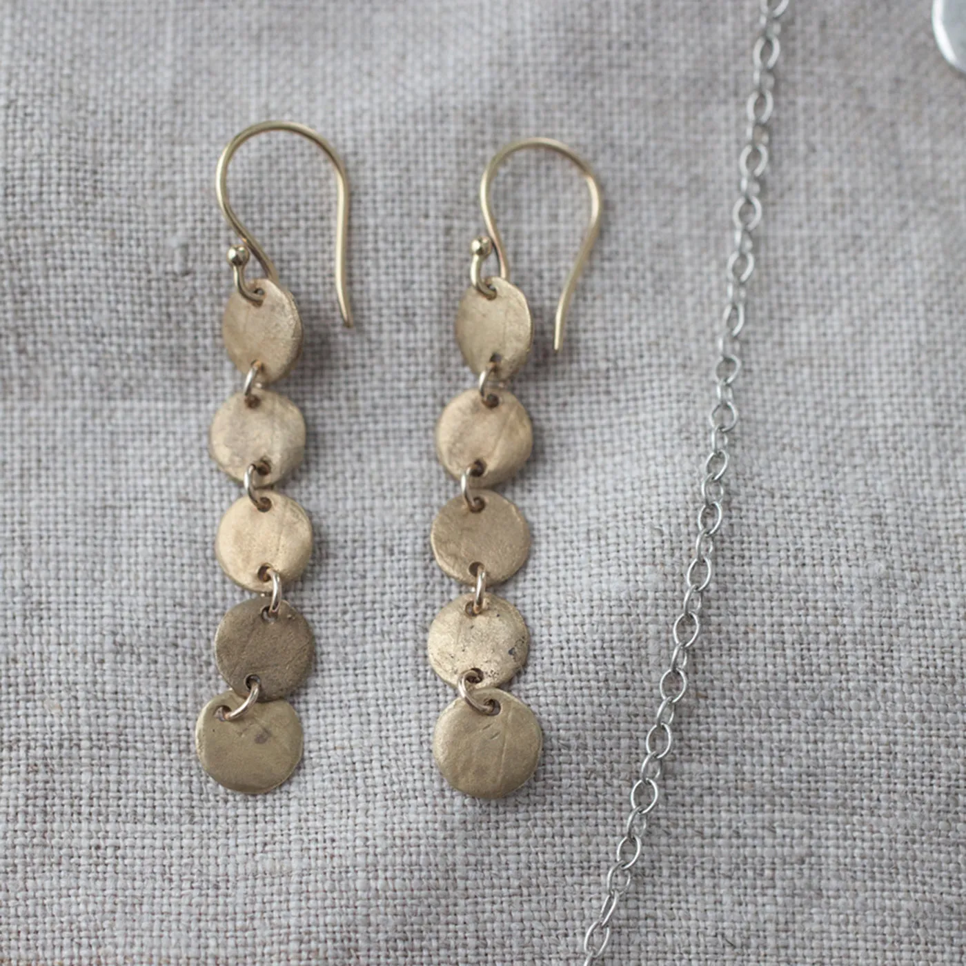 Ray Earrings | Bronze