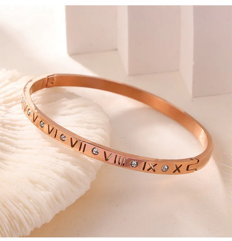 Retro Roman Numeral Design Zircon Inlaid Gold Bracelet