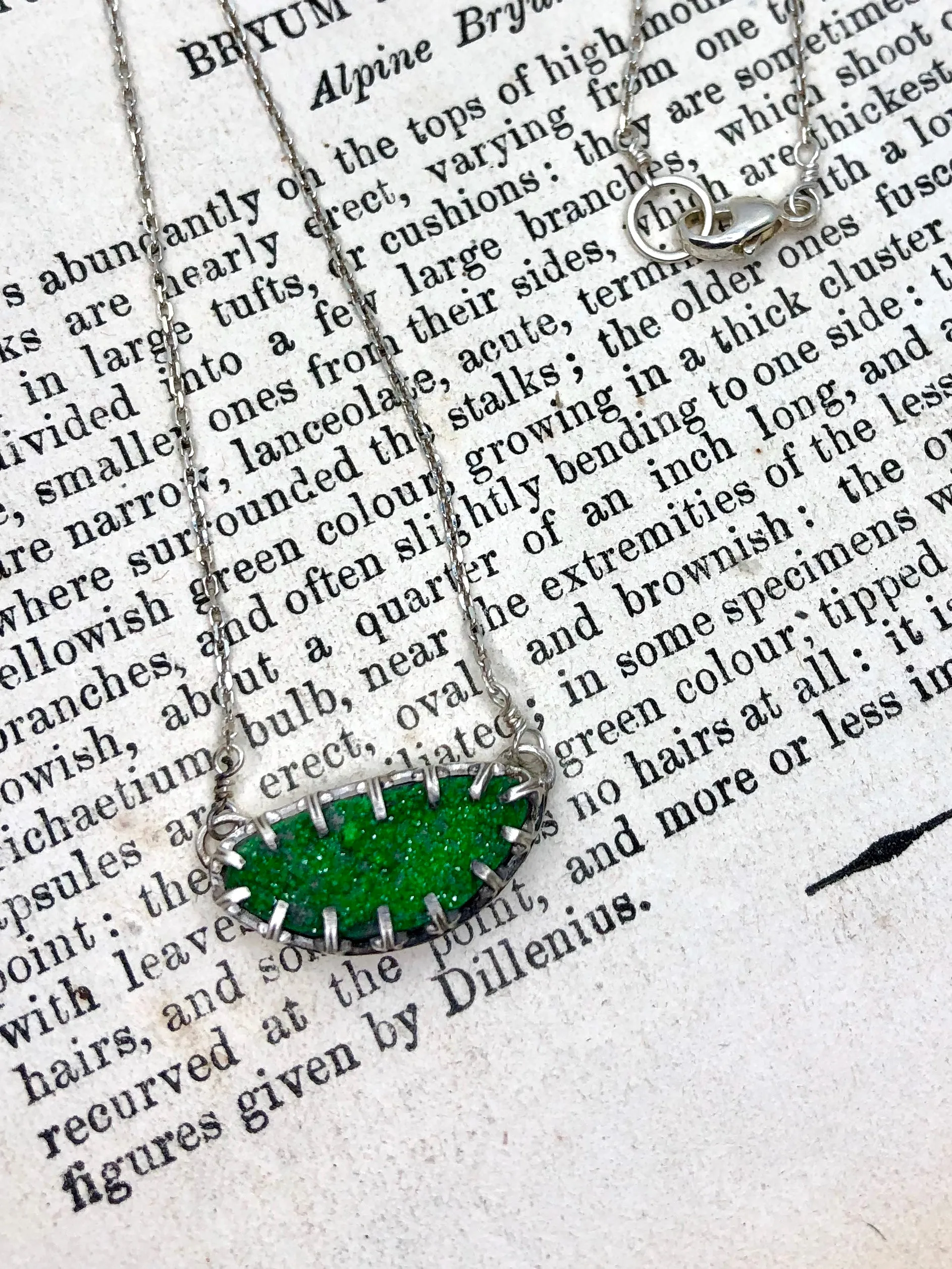 Sparks of Green Necklace 2