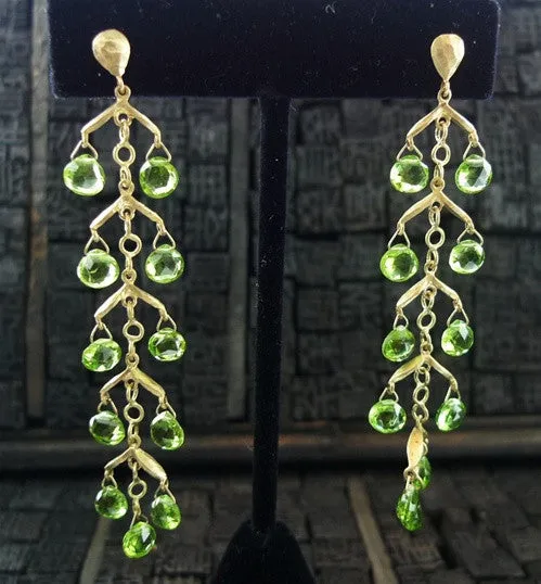 Talisman Unlimited Fishbone Hammered Pear Peridot Earrings in 14K Yellow Gold