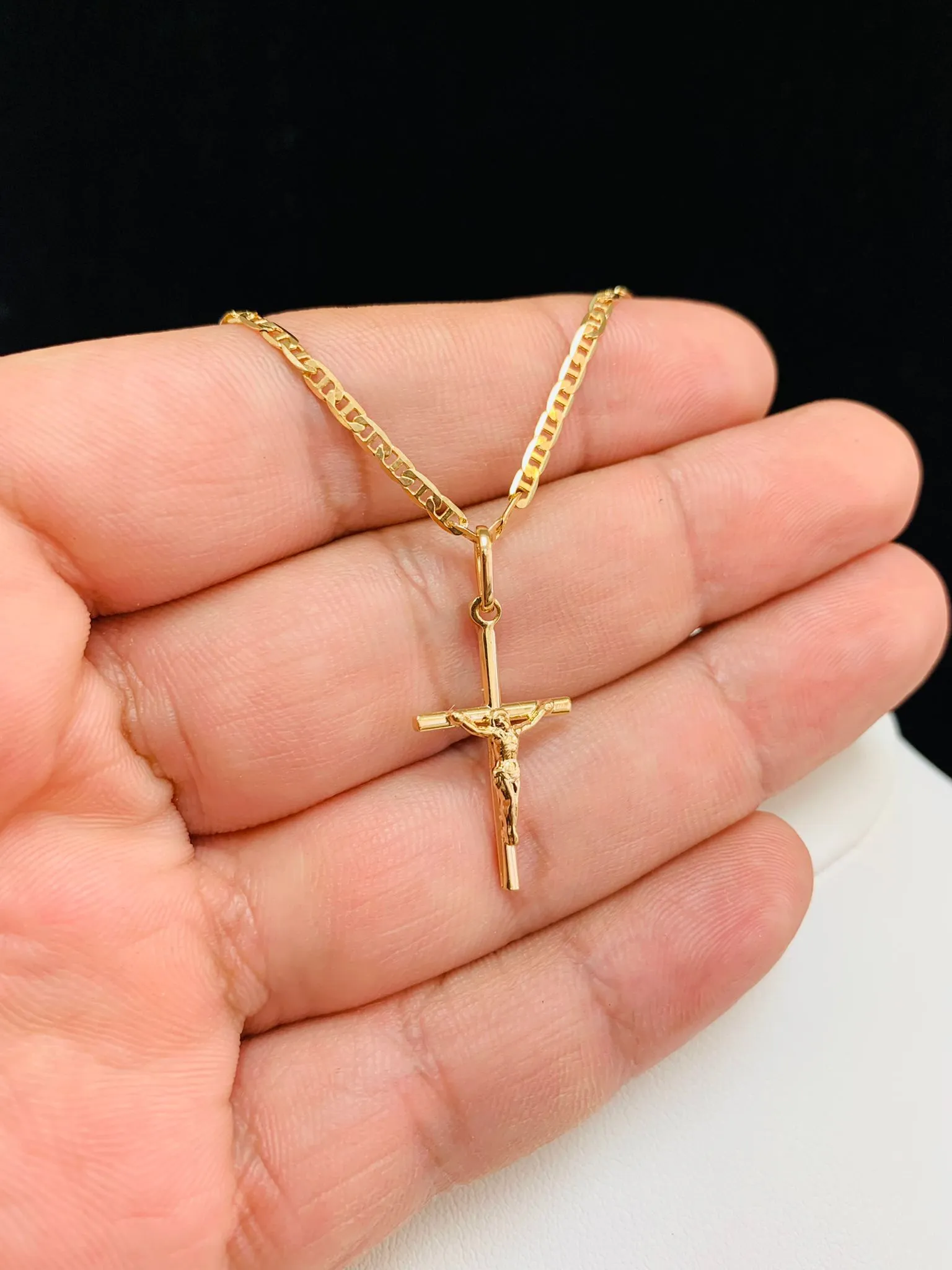 Tube Cross Pendant Necklace for Womens in Gold Filled Jesus Christ Charm 24x14mm / Dainty Cross Pendant with Mariner Chain / Cadena con Dije de Cruz en Oro