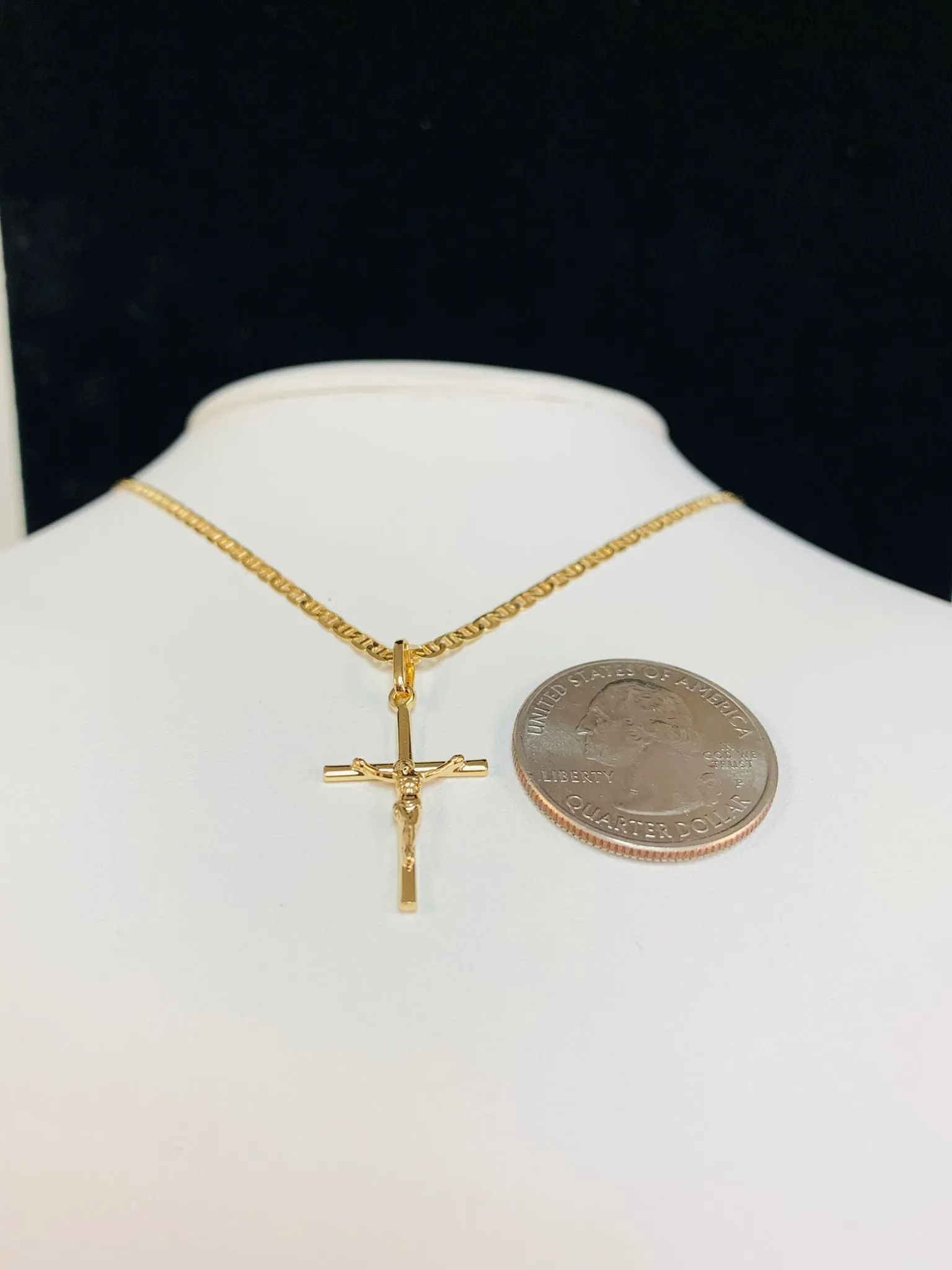 Tube Cross Pendant Necklace for Womens in Gold Filled Jesus Christ Charm 24x14mm / Dainty Cross Pendant with Mariner Chain / Cadena con Dije de Cruz en Oro