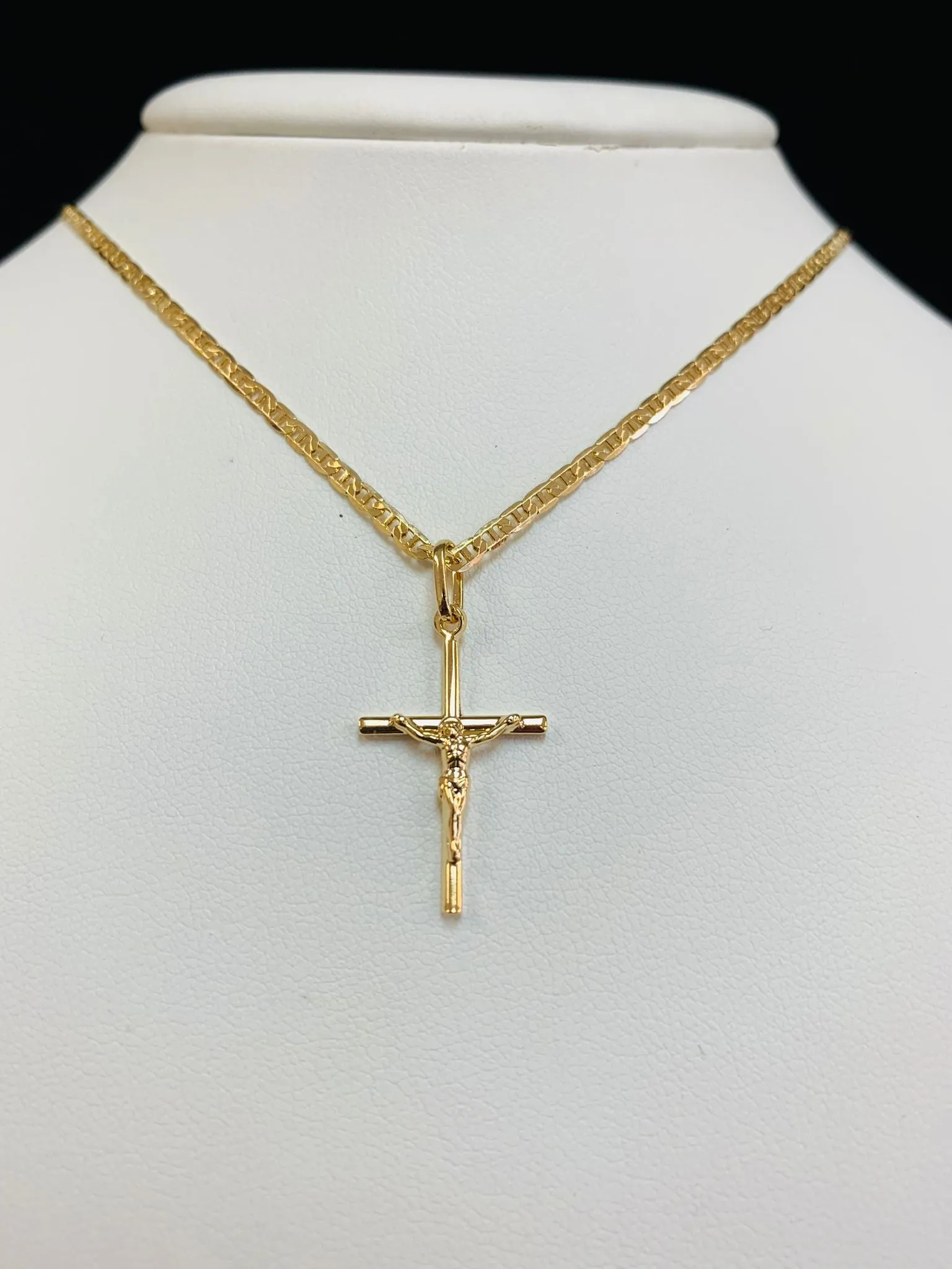 Tube Cross Pendant Necklace for Womens in Gold Filled Jesus Christ Charm 24x14mm / Dainty Cross Pendant with Mariner Chain / Cadena con Dije de Cruz en Oro